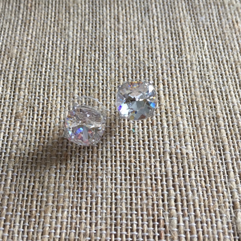 Clara Origami Owl studs